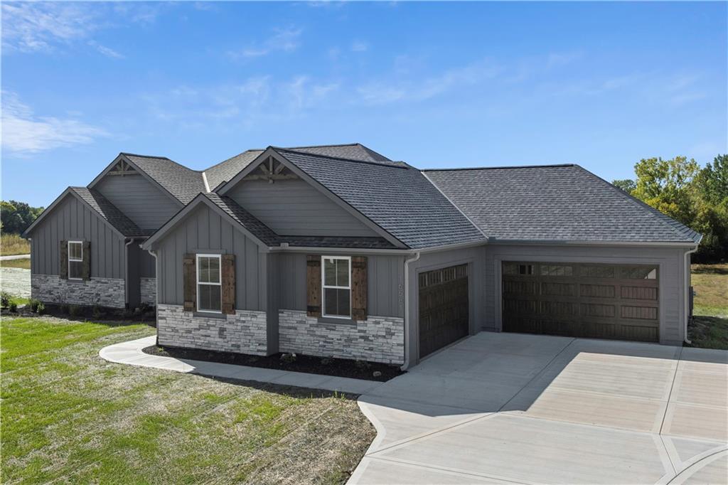 Listing Photo MLS #HMS2579351