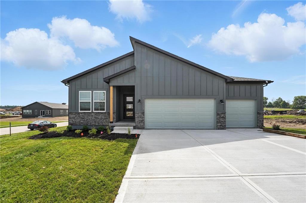 Listing Photo MLS #HMS2579360