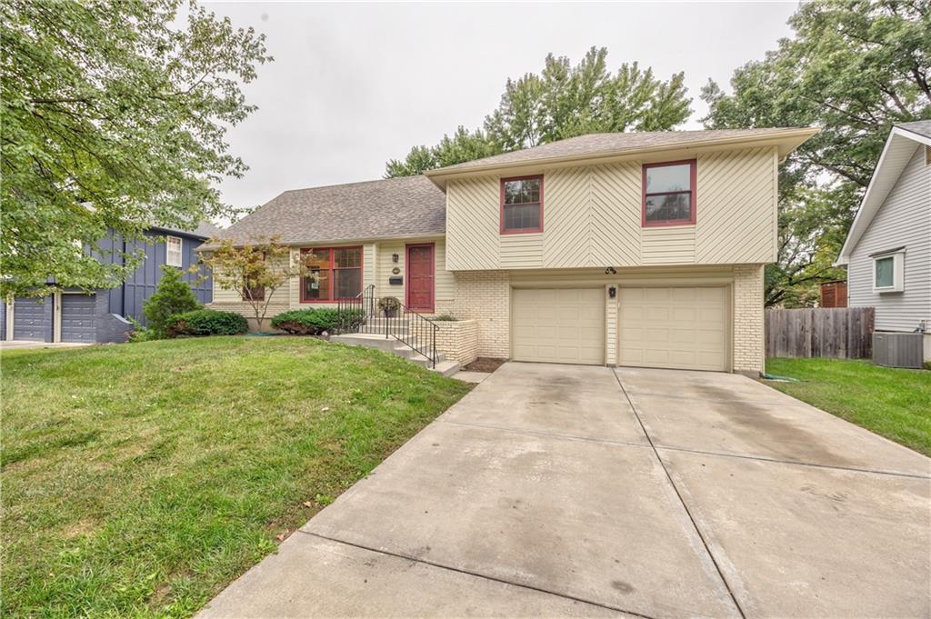 Listing Photo MLS #HMS2579404