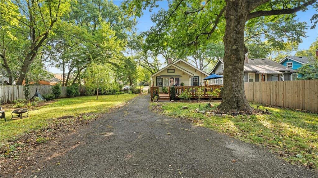 Listing Photo MLS #HMS2579470