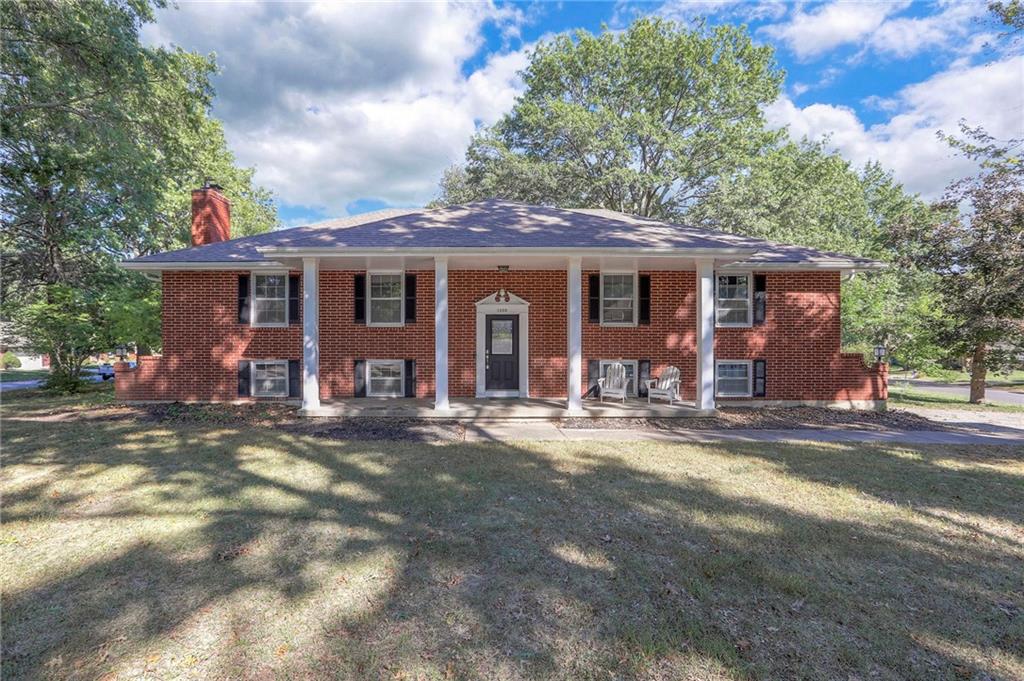 Listing Photo MLS #HMS2579556
