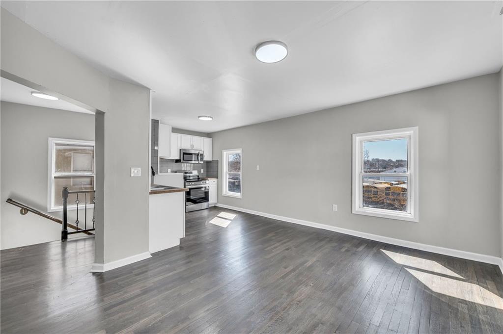 Listing Photo MLS #HMS2579571