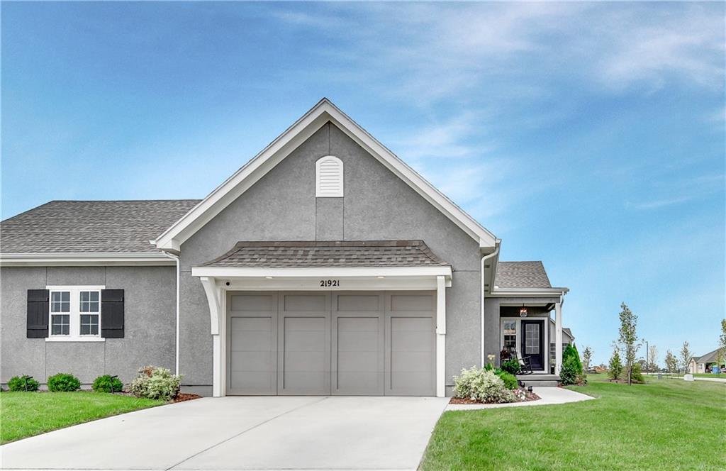 Listing Photo MLS #HMS2579618