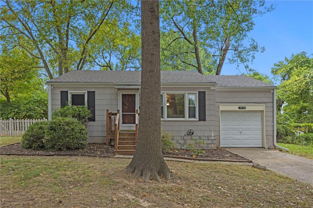 Listing Photo MLS #HMS2579811