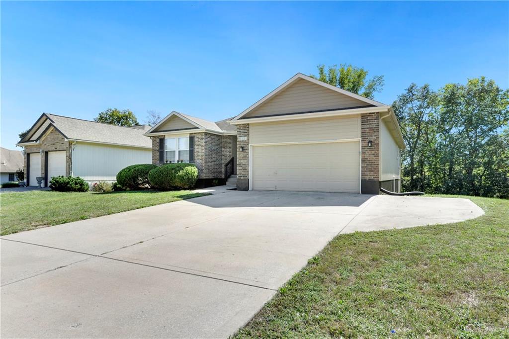 Listing Photo MLS #HMS2579860