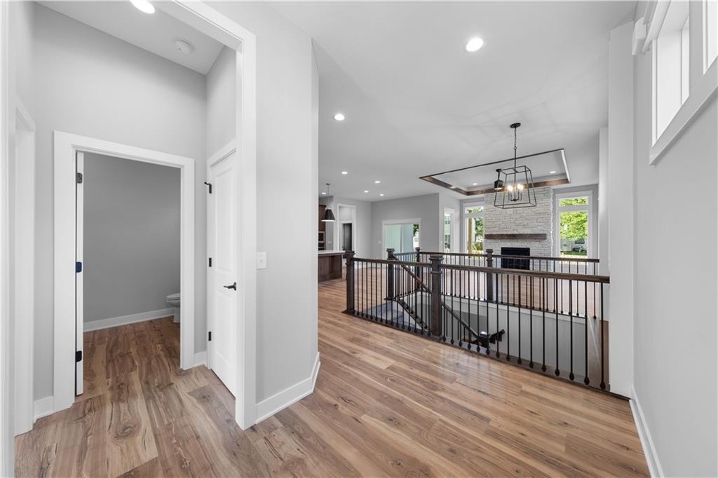 Listing Photo MLS #HMS2581123