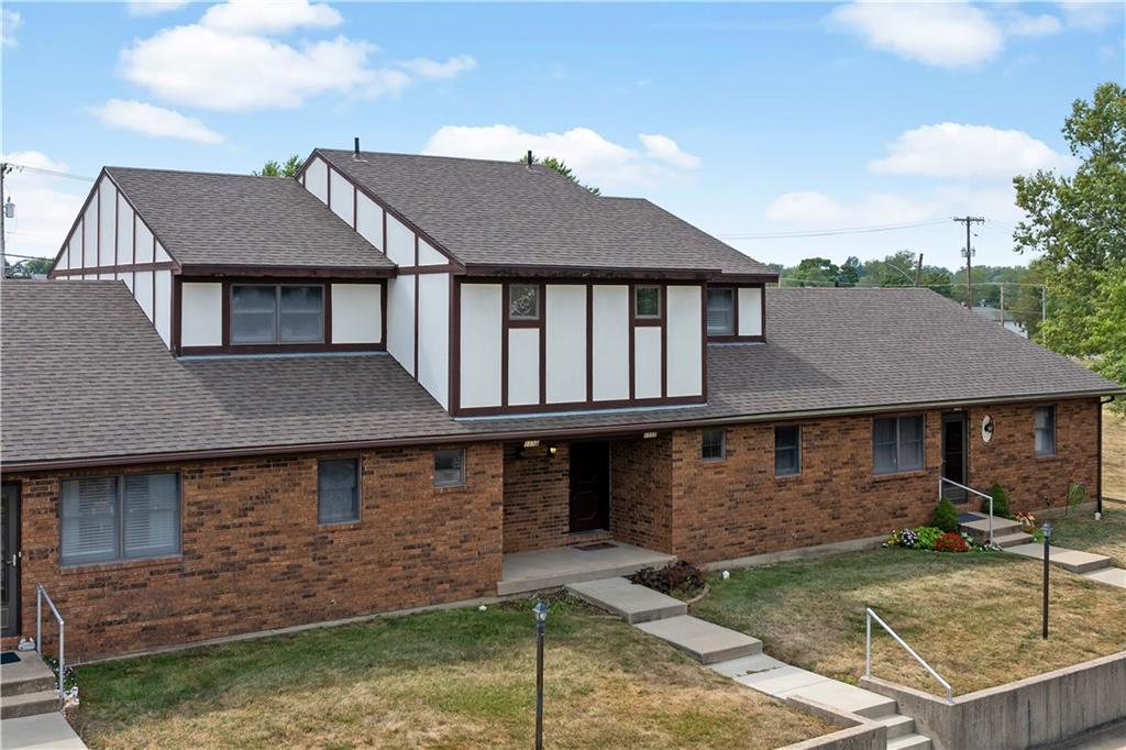 Listing Photo MLS #HMS2581149