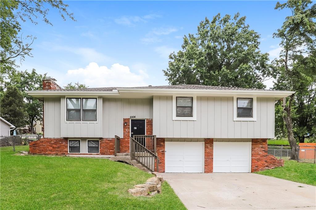 Listing Photo MLS #HMS2581160