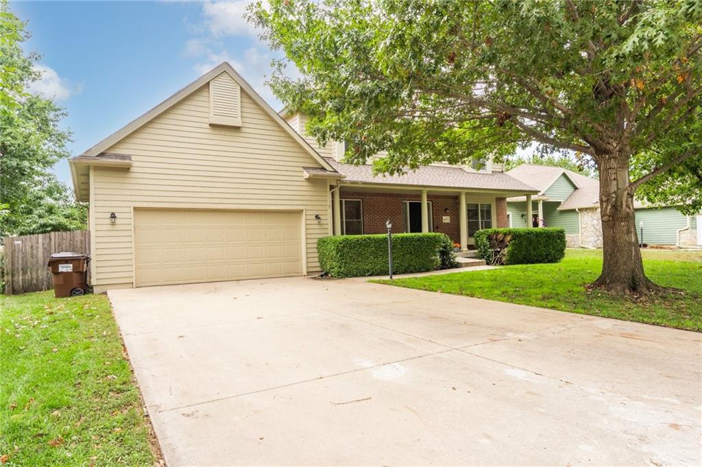 Listing Photo MLS #HMS2581205