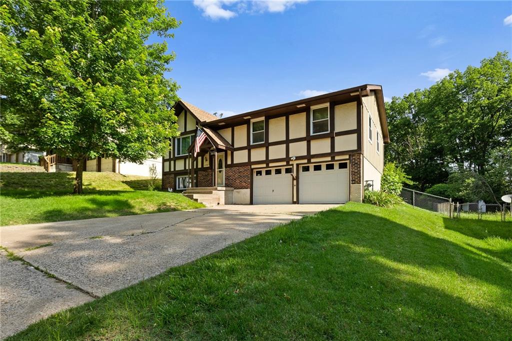 Listing Photo MLS #HMS2581228