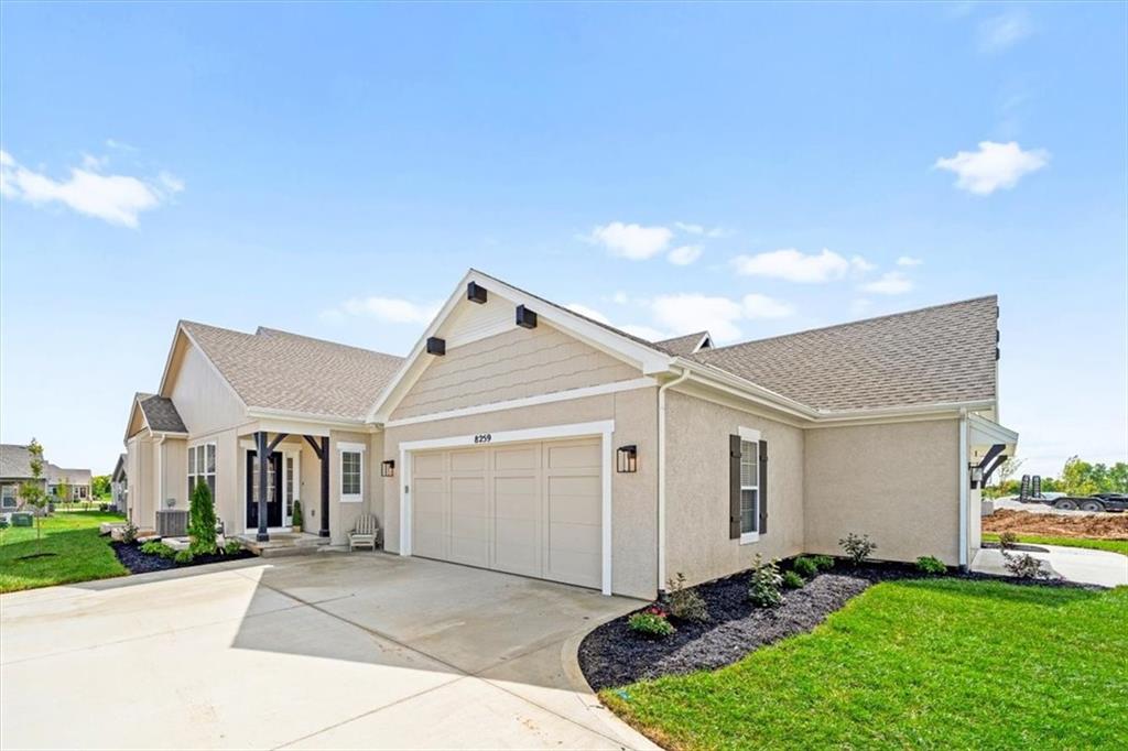 Listing Photo MLS #HMS2581324