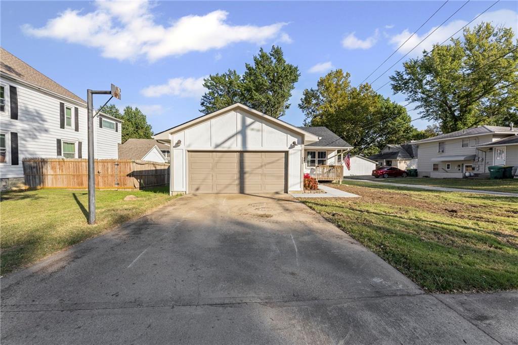 Listing Photo MLS #HMS2581341