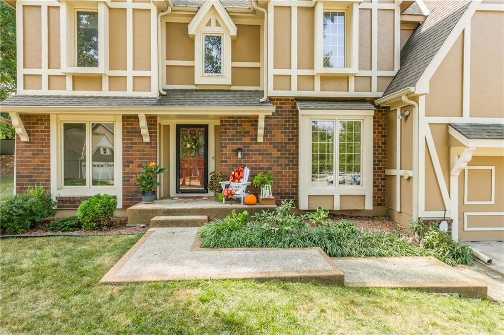 Listing Photo MLS #HMS2581399