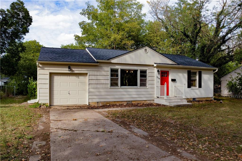Listing Photo MLS #HMS2581400