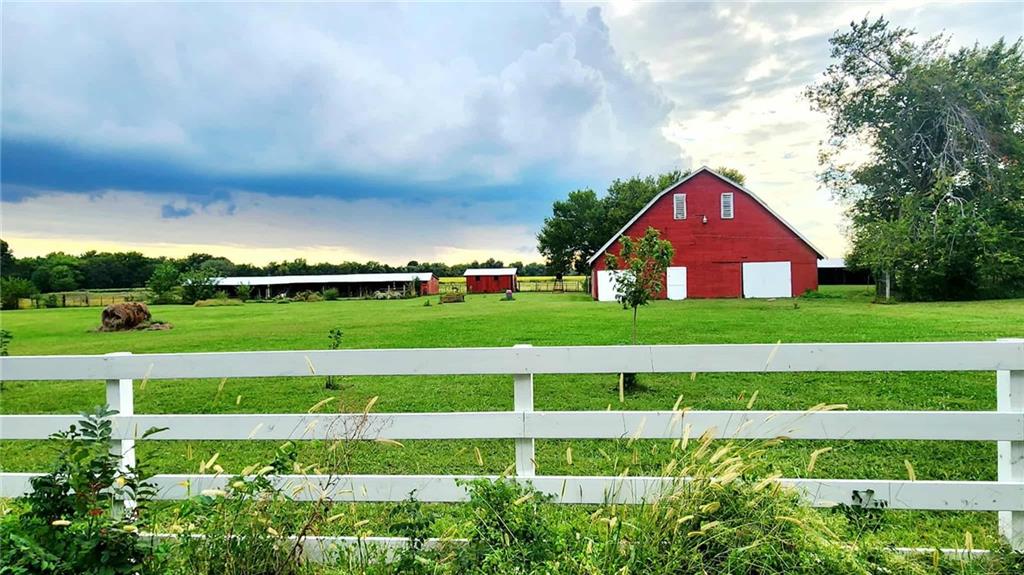 Listing Photo MLS #HMS2581410