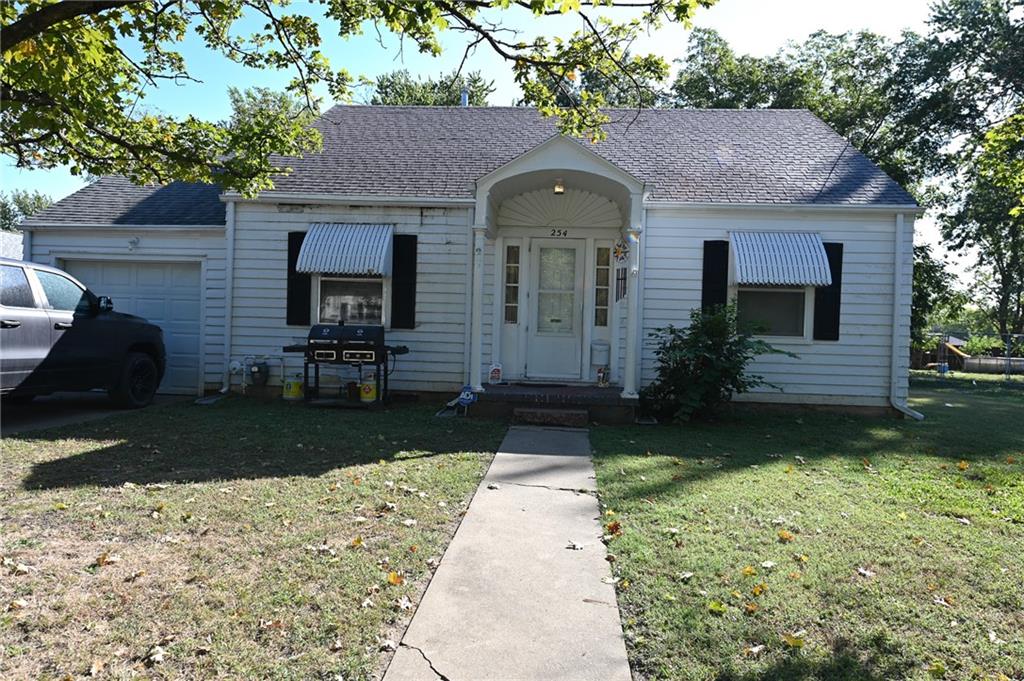 Listing Photo MLS #HMS2581435