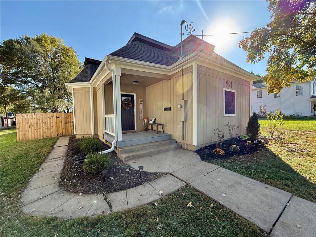 Listing Photo MLS #HMS2581482