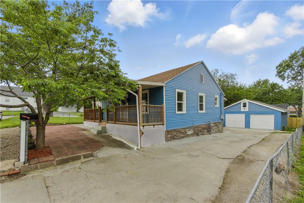 Listing Photo MLS #HMS2581685