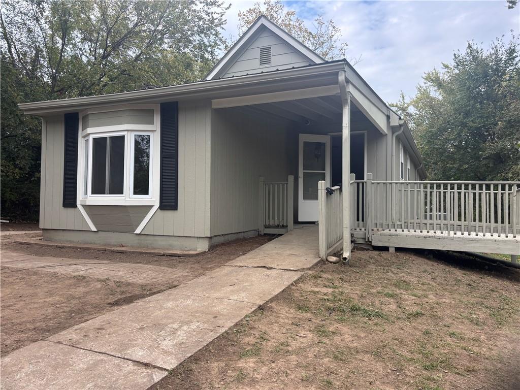 Listing Photo MLS #HMS2581868