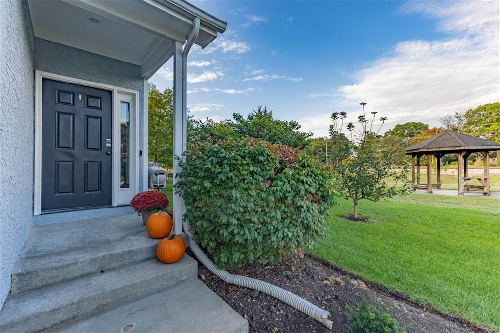 Listing Photo MLS #HMS2581920