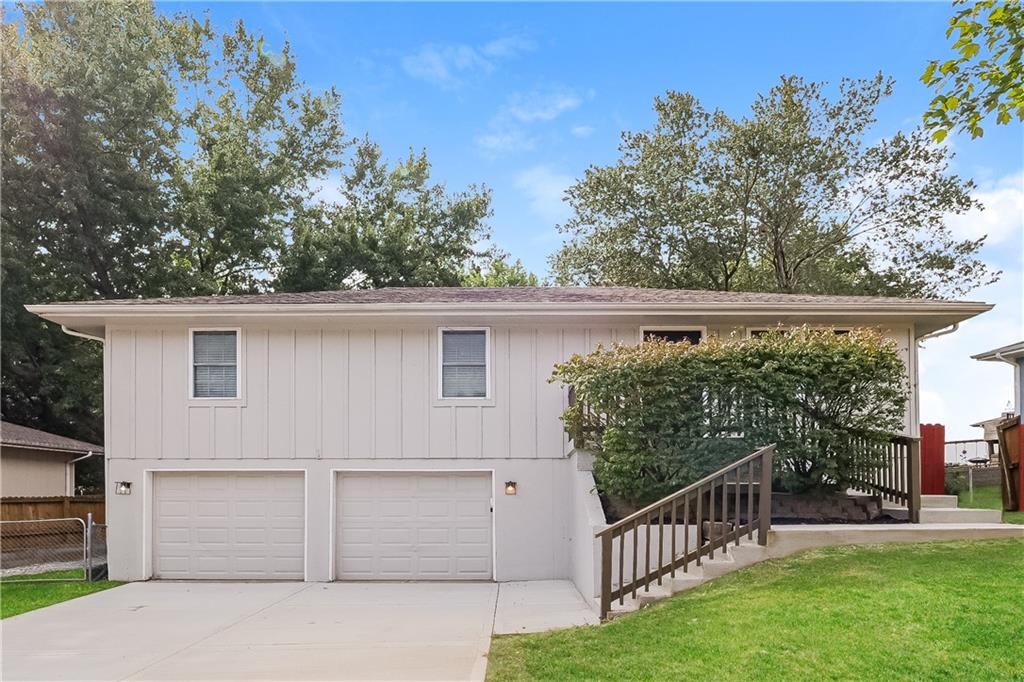 Listing Photo MLS #HMS2582012