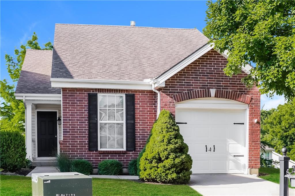 Listing Photo MLS #HMS2582030