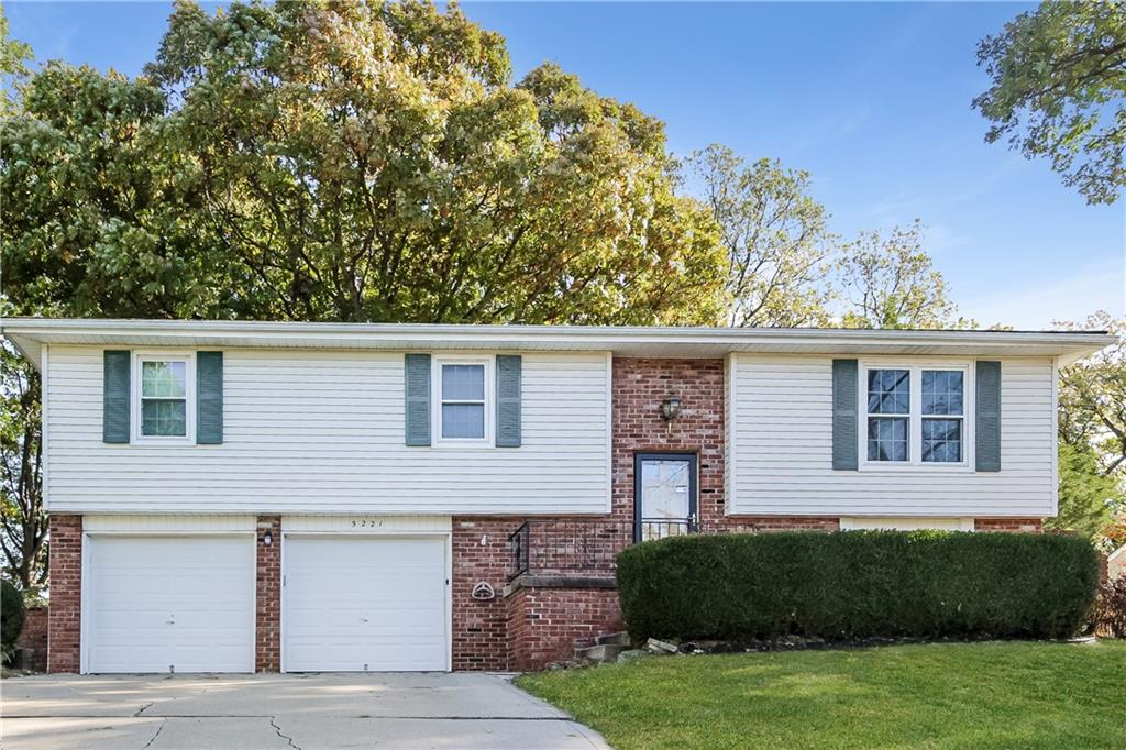 Listing Photo MLS #HMS2582048