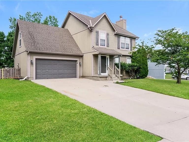 Listing Photo MLS #HMS2582158