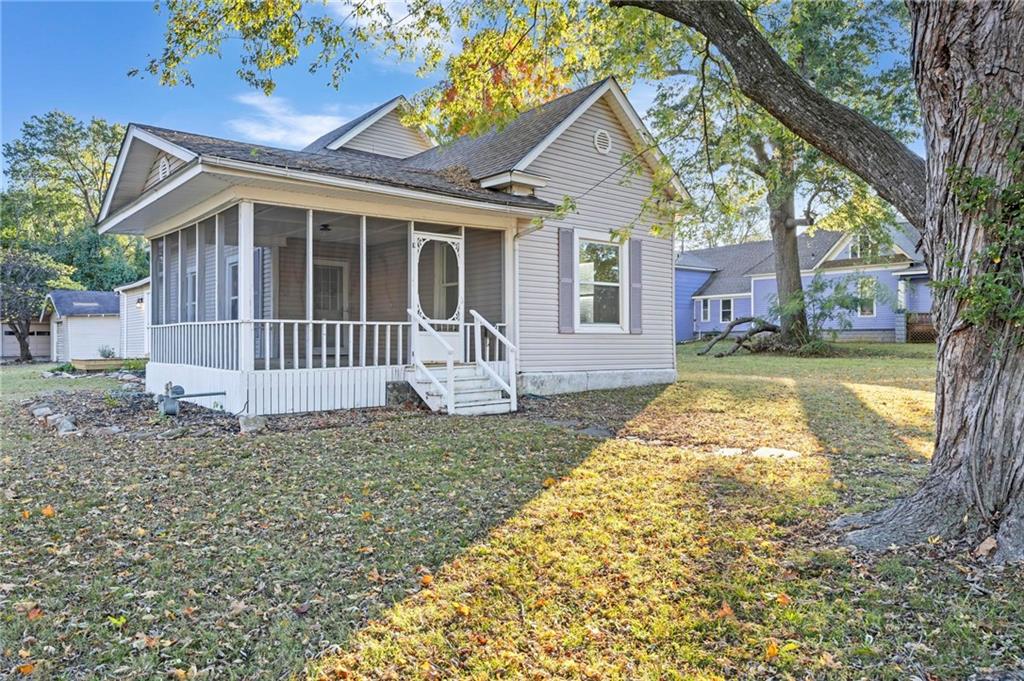 Listing Photo MLS #HMS2582239