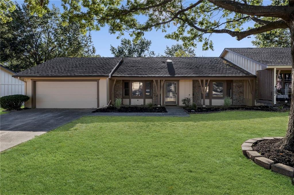 Listing Photo MLS #HMS2583199