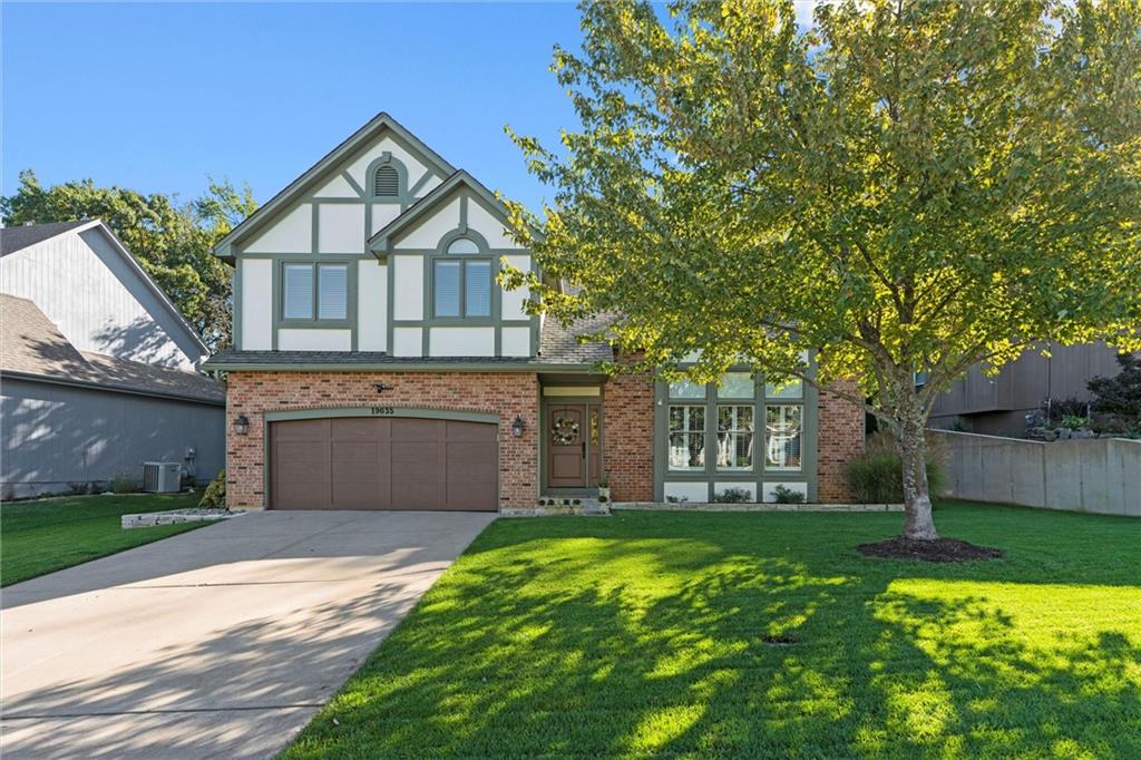 Listing Photo MLS #HMS2583254