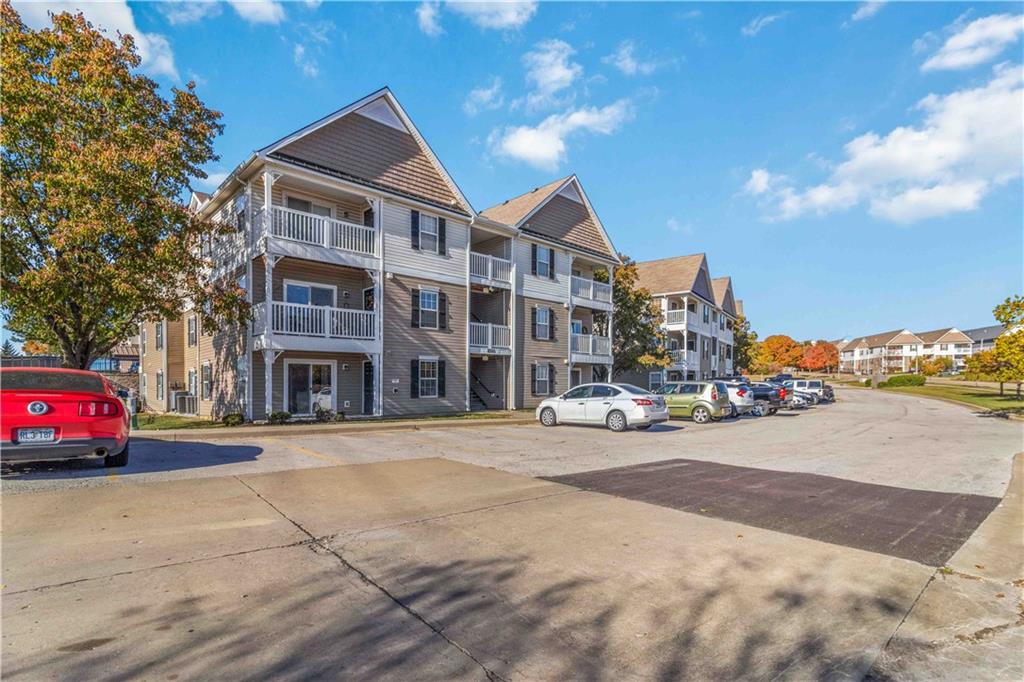 Listing Photo MLS #HMS2584791