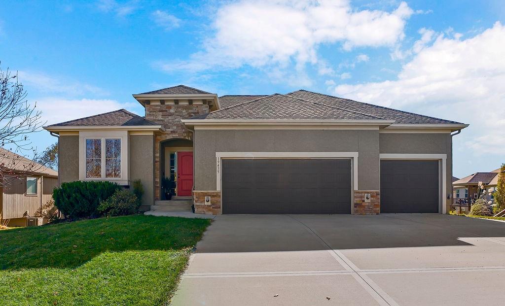 Listing Photo MLS #HMS2585179