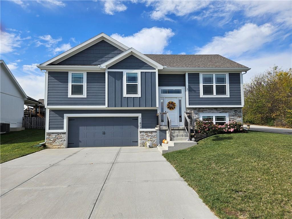 Listing Photo MLS #HMS2586558