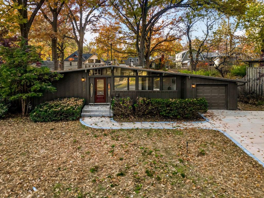 Listing Photo MLS #HMS2586759