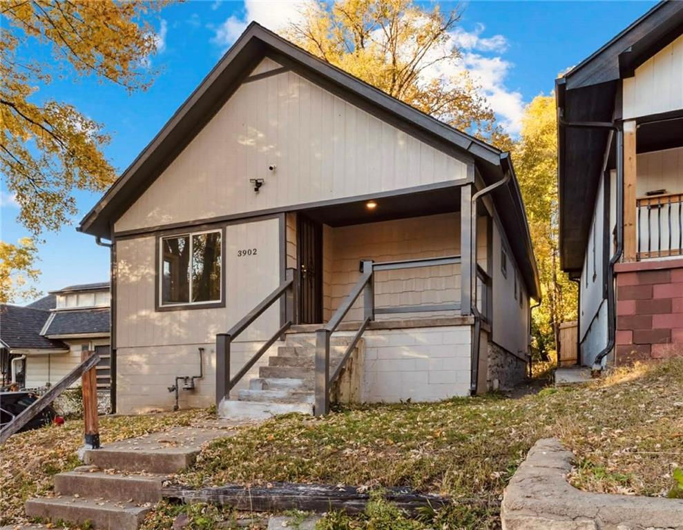 Listing Photo MLS #HMS2587112