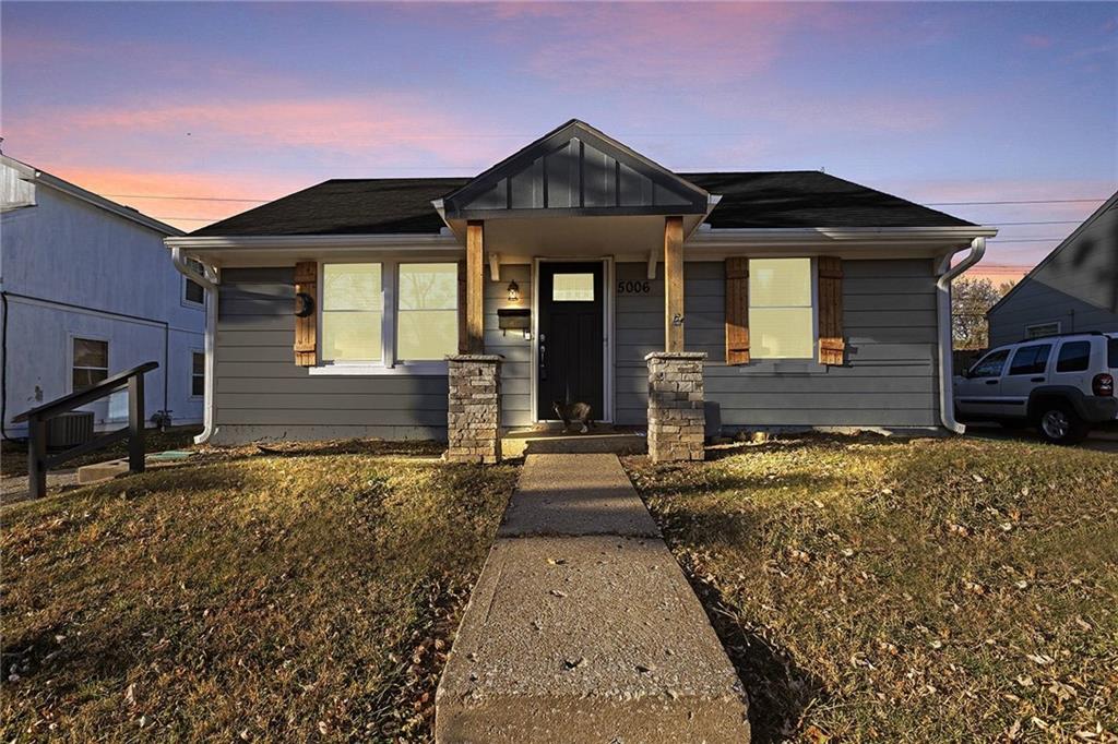 Listing Photo MLS #HMS2587602