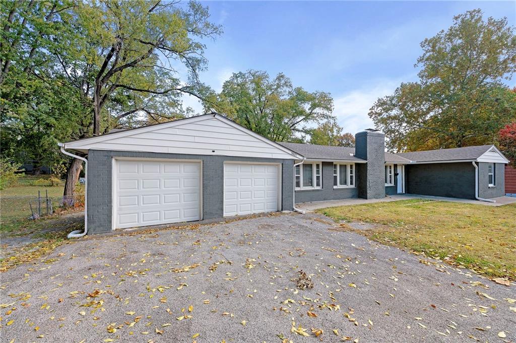 Listing Photo MLS #HMS2587658