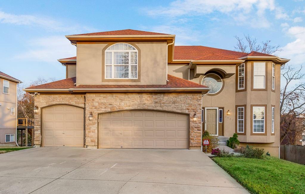 Listing Photo MLS #HMS2587990