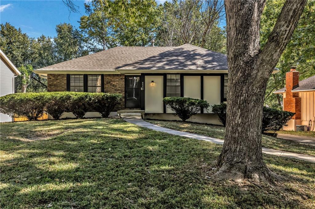 Listing Photo MLS #HMS2588362