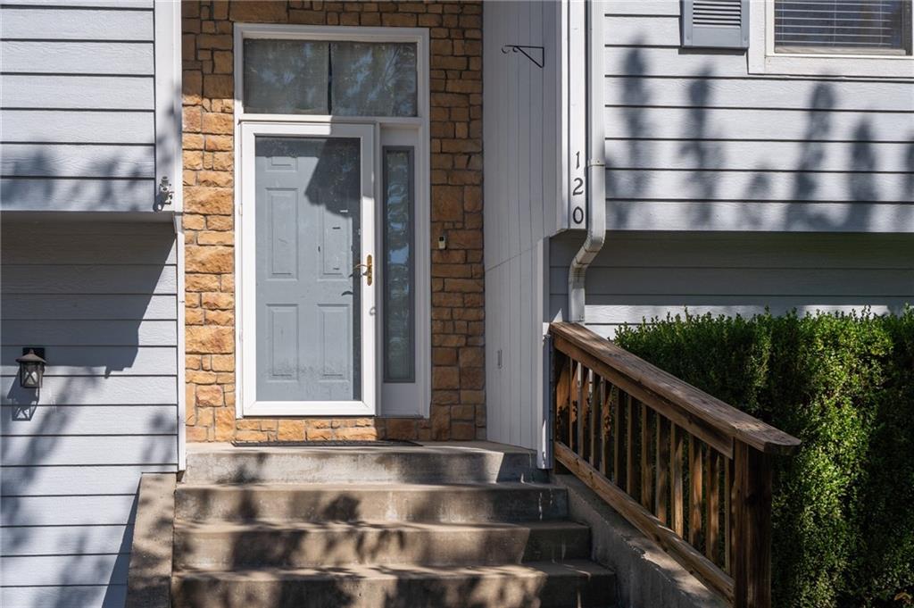 Listing Photo MLS #HMS2588543