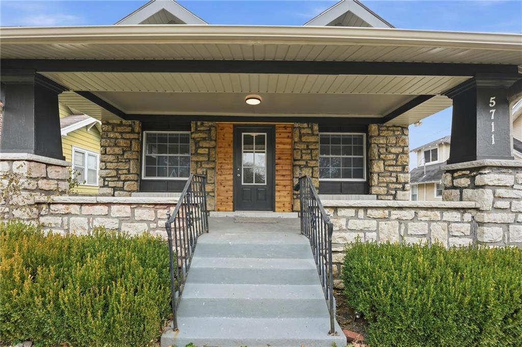 Listing Photo MLS #HMS2588718