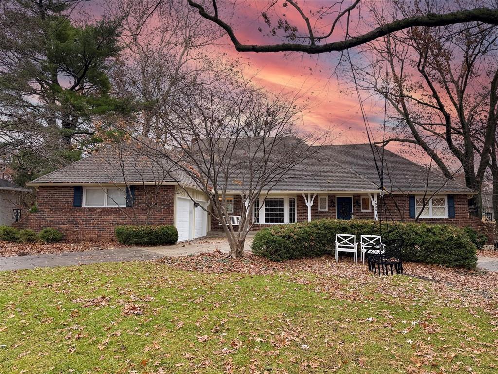 Listing Photo MLS #HMS2589350