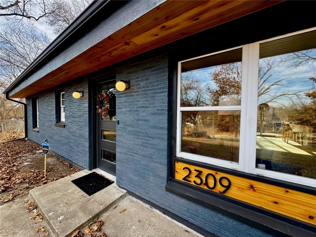 Listing Photo MLS #HMS2589351