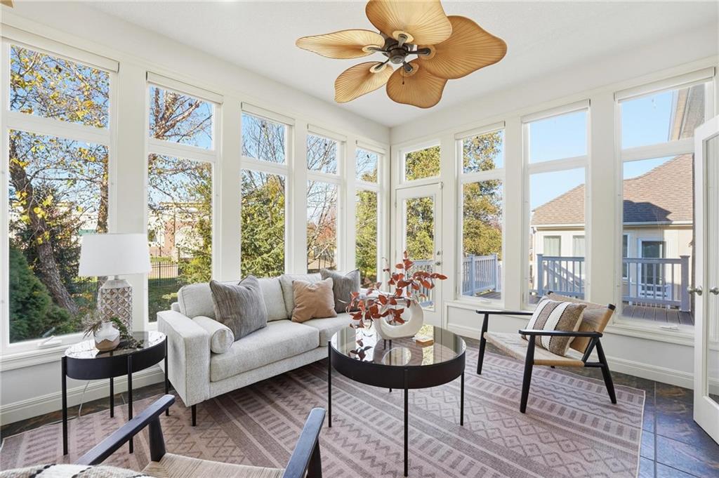 Listing Photo MLS #HMS2589638