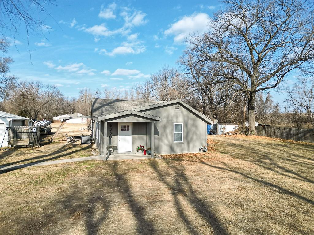 Listing Photo MLS #HMS2592917