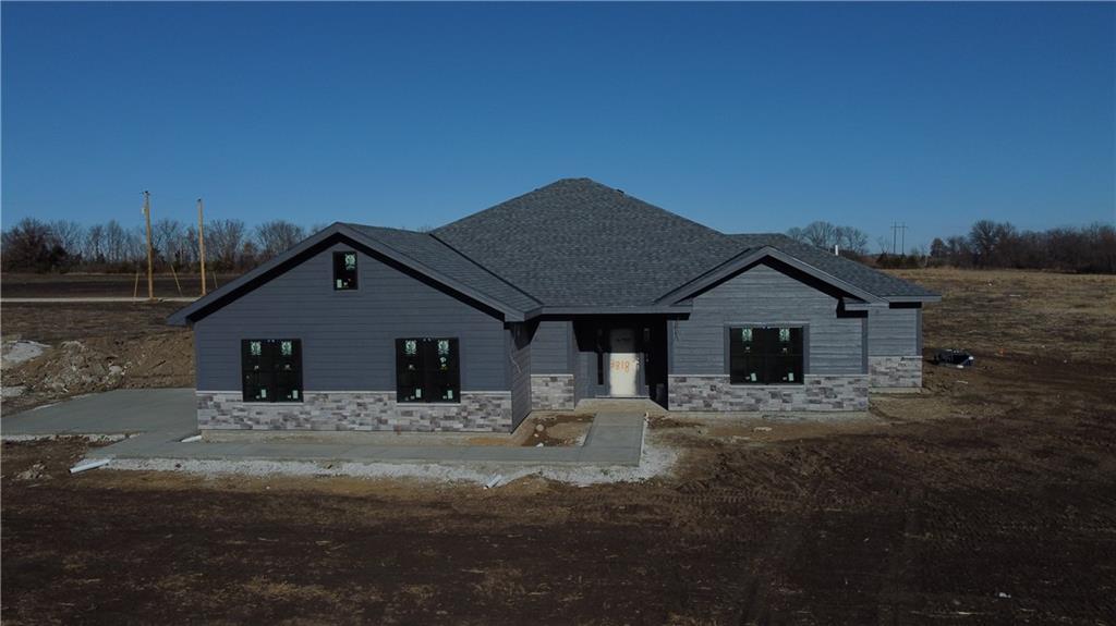 Listing Photo MLS #HMS2593104