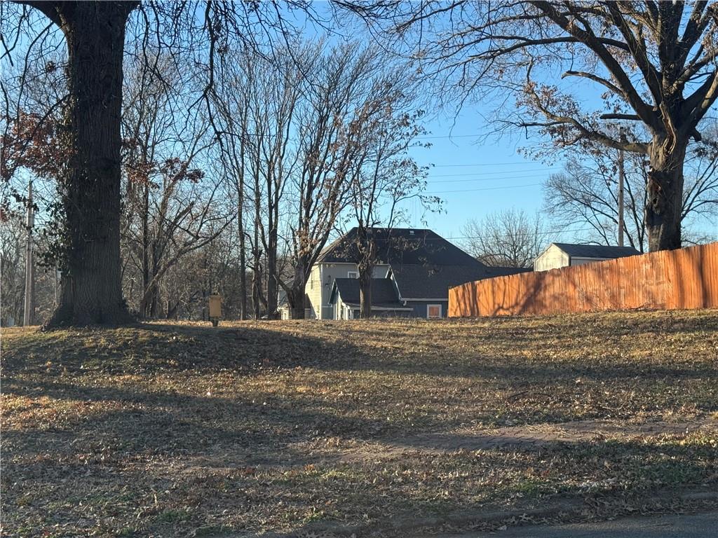 Listing Photo MLS #HMS2593233