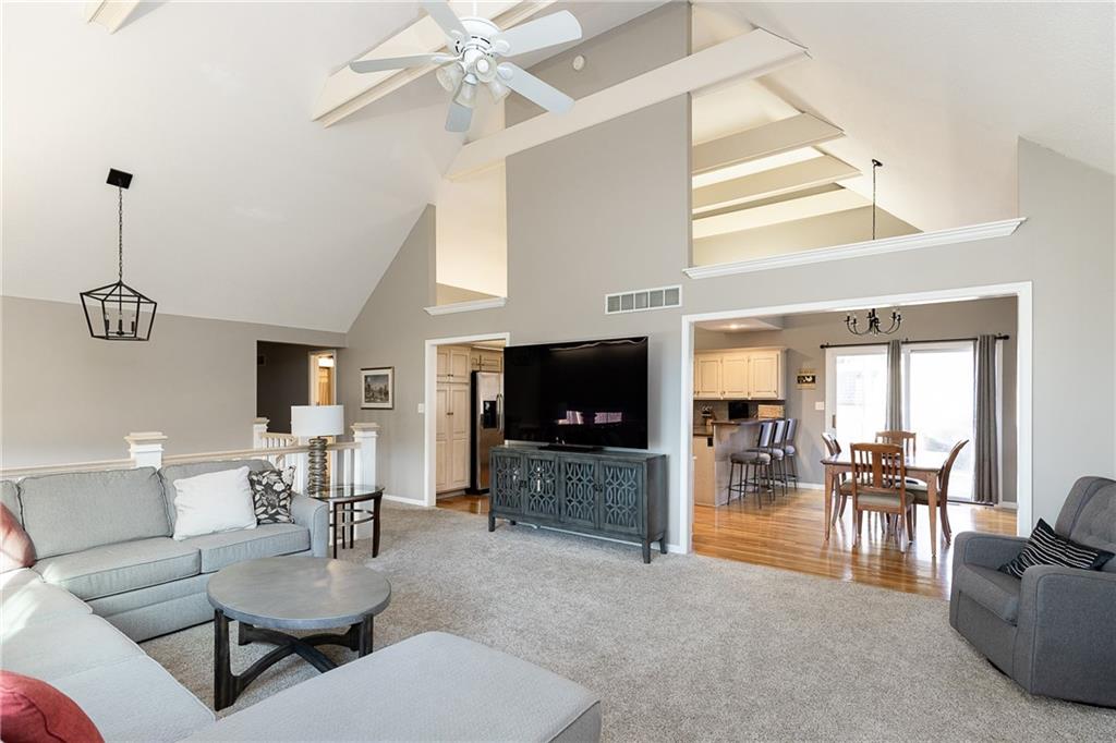 Listing Photo MLS #HMS2593242