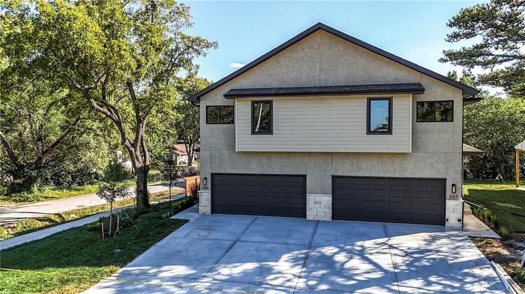 Listing Photo MLS #HMS2595387